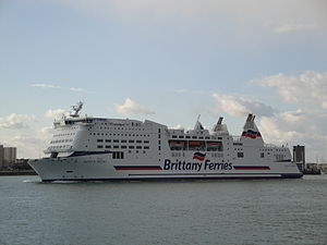 Ferry Mont St Michel